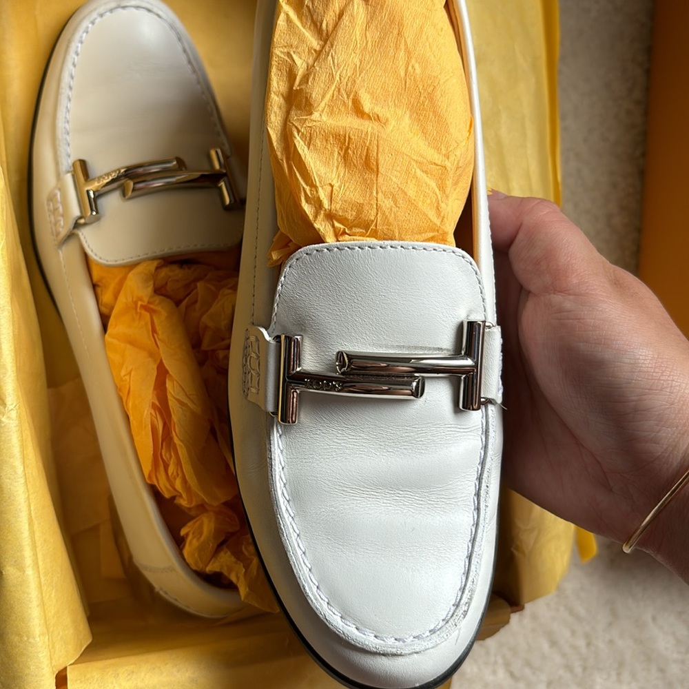 Tod's Double T White Leather Loafer Size 37 - Picture 2 of 6